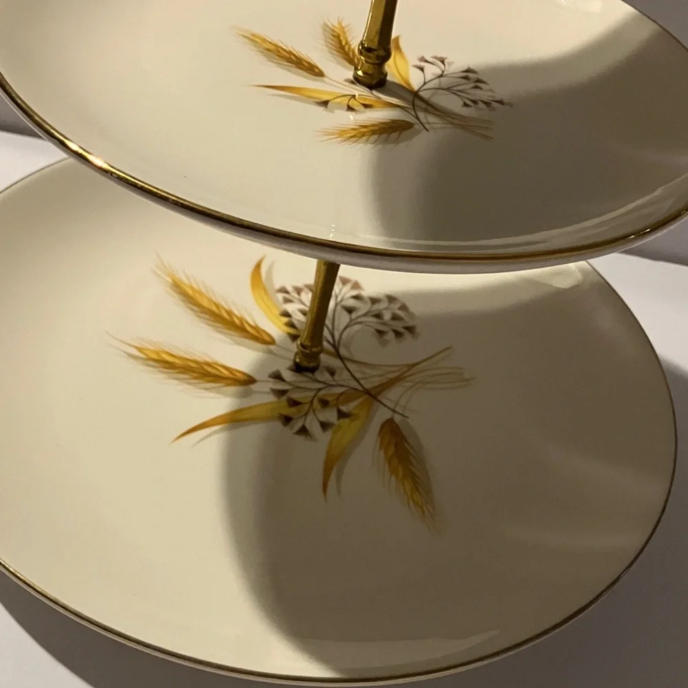 Vintage Golden Wheat Three-Tiered Serving Stand 14”Tall‎ Gold Trim Brass Handle